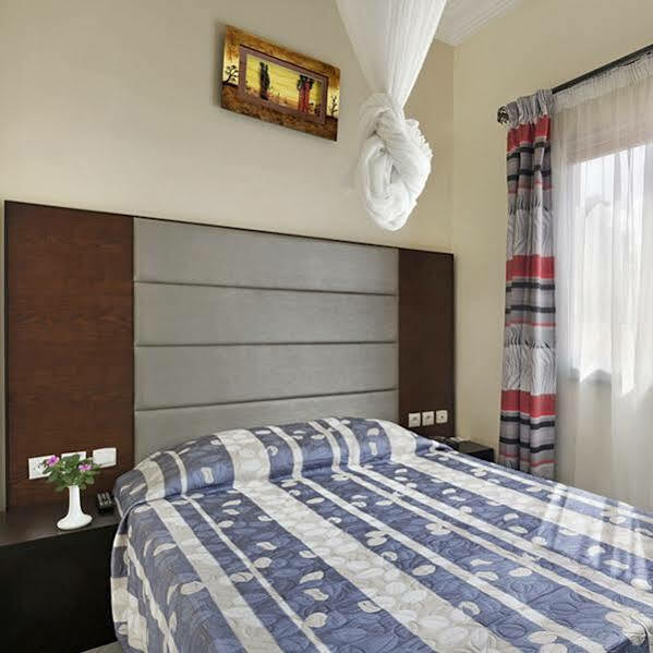 Dunia Hotel Ouagadougou Loumbila Eksteriør bilde