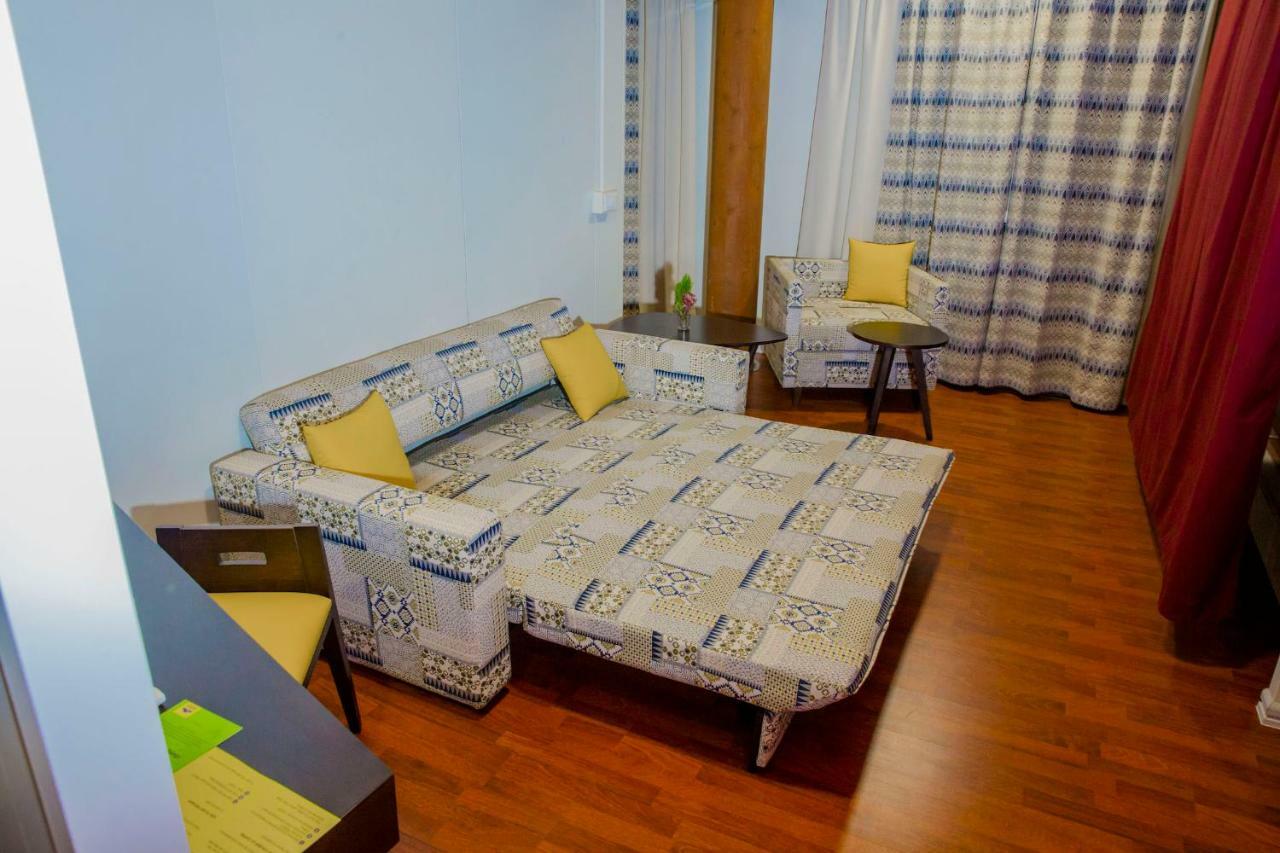 Dunia Hotel Ouagadougou Loumbila Eksteriør bilde